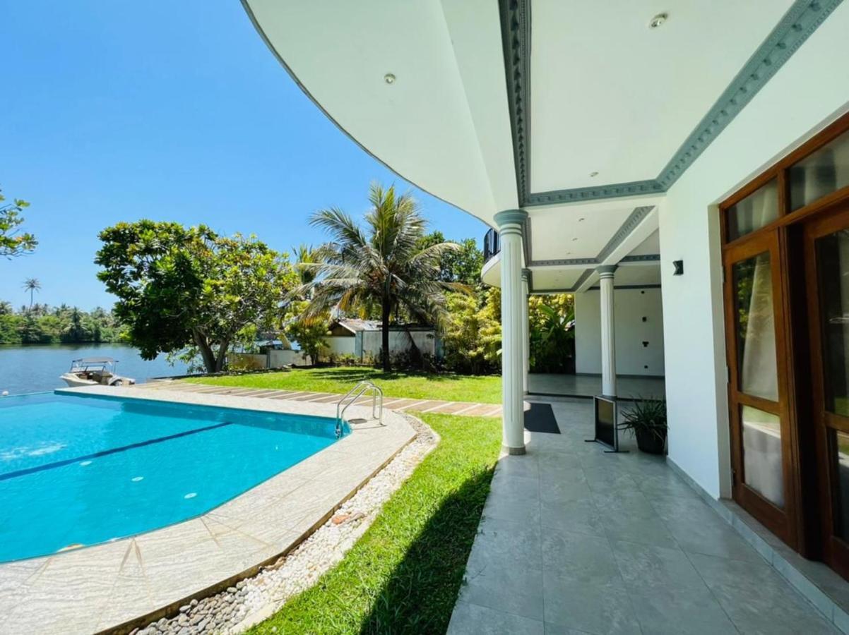 Villa Riverside Aluthgama Exterior photo